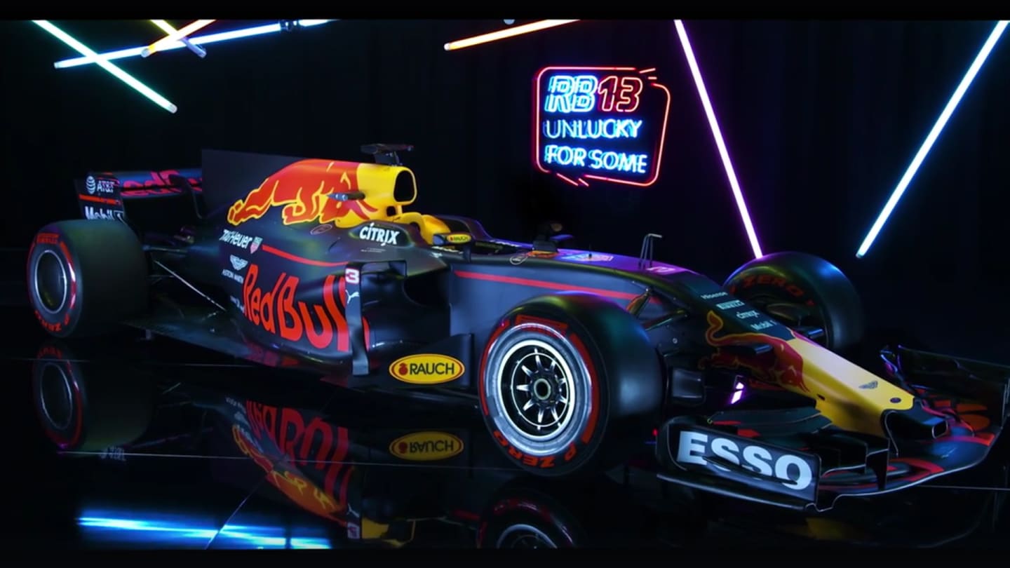 Red bull racing tag heuer rb13 outlet